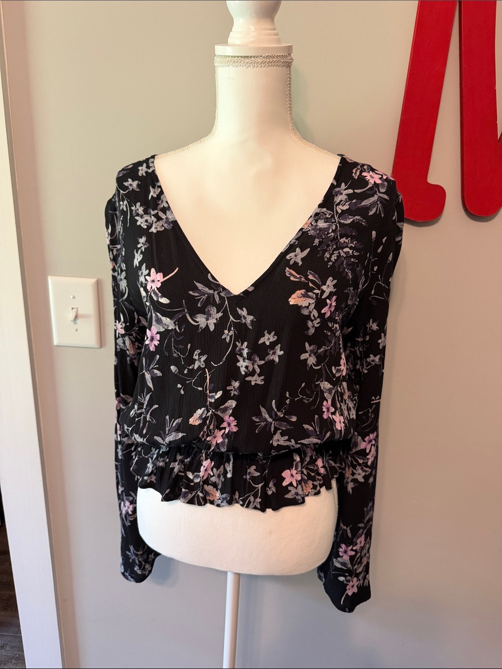 Express Black Floral V-Neck Ruffled Hem Blouse